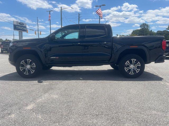 2025 GMC Canyon 4WD AT4