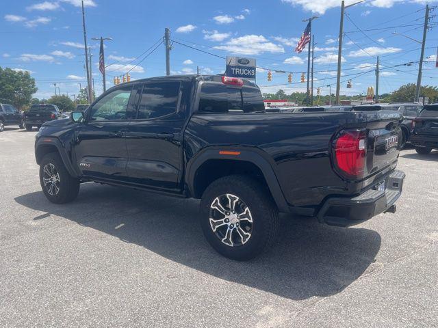 2025 GMC Canyon 4WD AT4