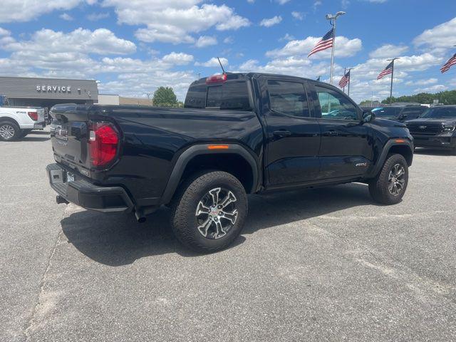 2025 GMC Canyon 4WD AT4
