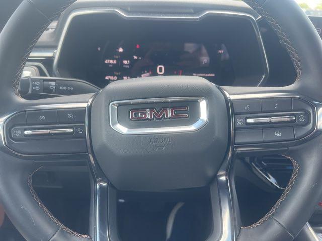 2025 GMC Canyon 4WD AT4