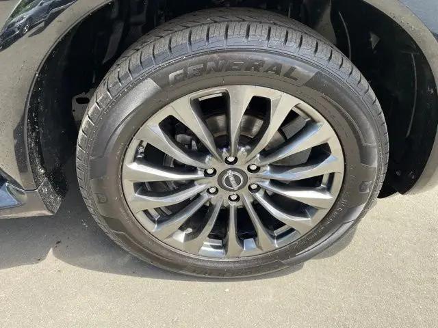 2024 Nissan Armada Platinum 4WD