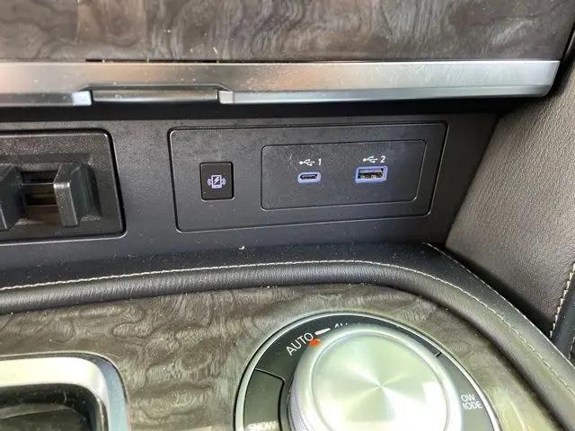 2024 Nissan Armada Platinum 4WD