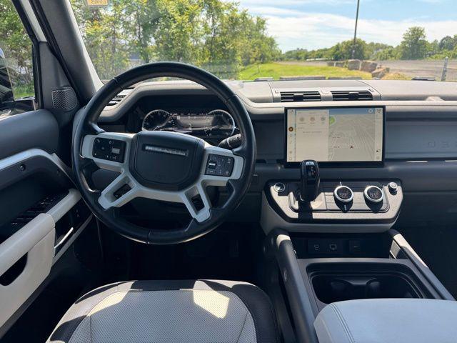 2023 Land Rover Defender 110 X-Dynamic SE