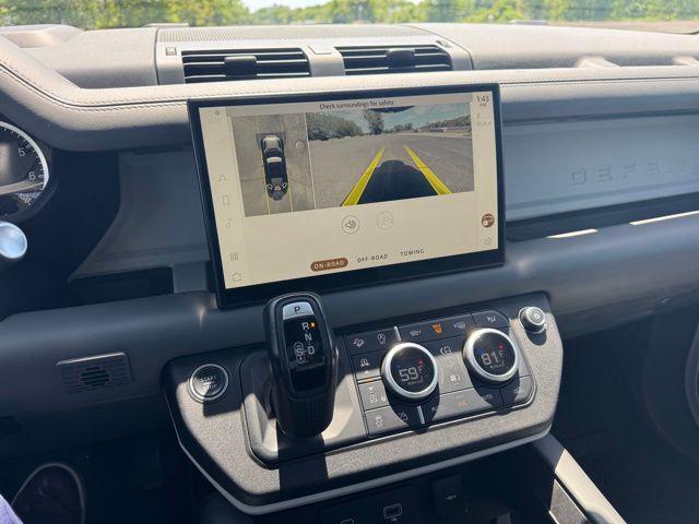 2023 Land Rover Defender 110 X-Dynamic SE