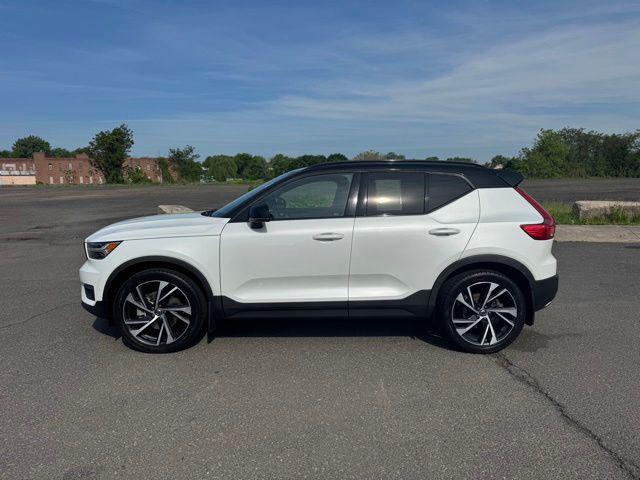 2019 Volvo XC40 T5 R-Design