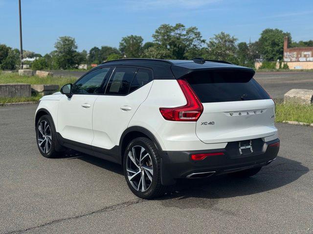 2019 Volvo XC40 T5 R-Design