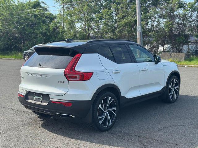 2019 Volvo XC40 T5 R-Design