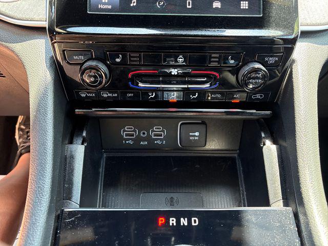 2024 Jeep Grand Cherokee L Altitude 4x4
