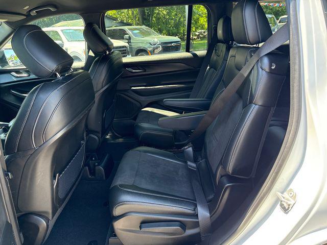 2024 Jeep Grand Cherokee L Altitude 4x4