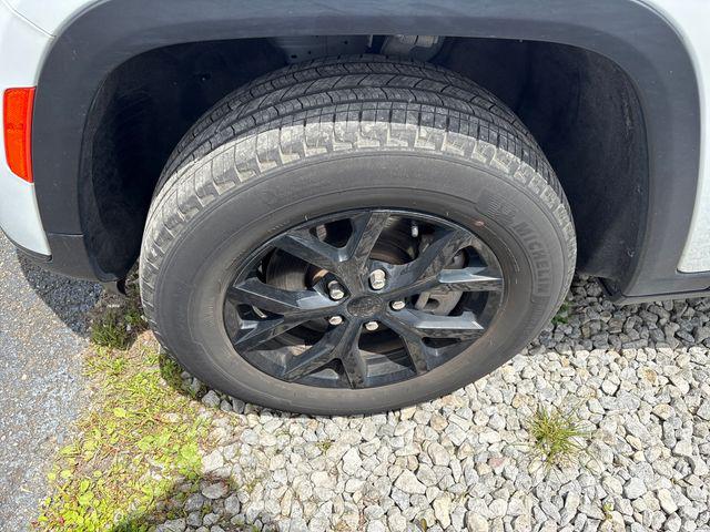 2024 Jeep Grand Cherokee L Altitude 4x4