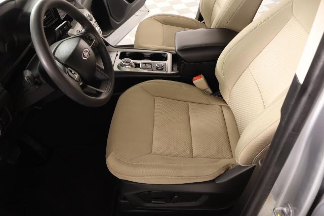 2023 Ford Explorer Base