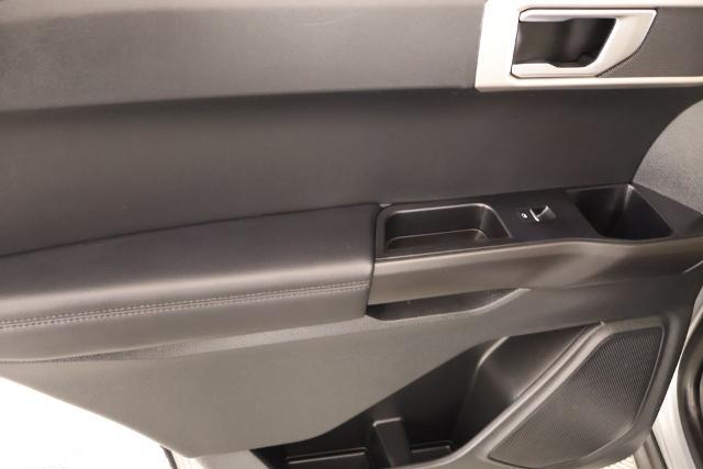 2023 Ford Explorer Base