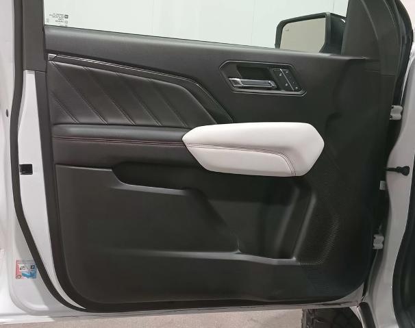 2023 GMC Canyon 4WD Crew Cab Short Box AT4X