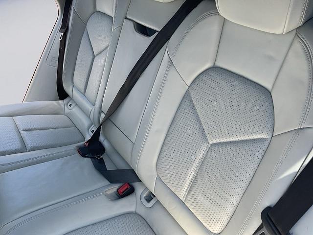 2015 Porsche Macan Turbo