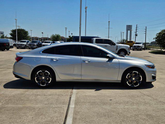 2022 Chevrolet Malibu FWD LT
