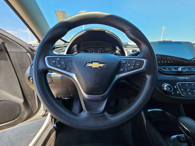 2022 Chevrolet Malibu FWD LT