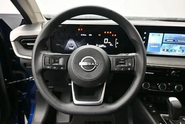 2025 Nissan Kicks SV FWD