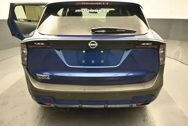 2025 Nissan Kicks SV FWD