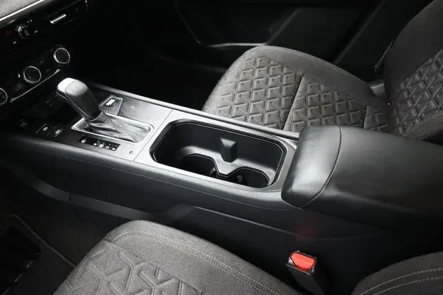 2025 Nissan Kicks SV FWD