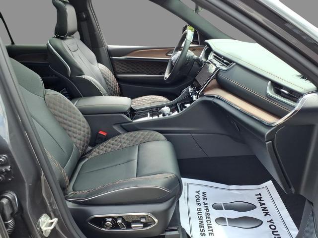 2024 Jeep Grand Cherokee Summit