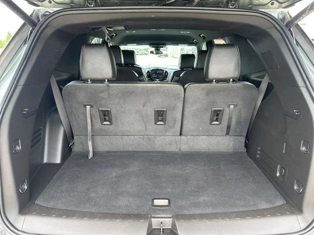 2023 Chevrolet Traverse AWD LT Leather