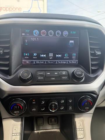 2019 GMC Acadia SLT-1