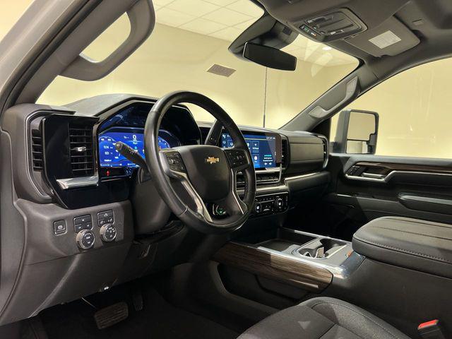 2024 Chevrolet Silverado 2500HD 4WD Crew Cab Standard Bed LT