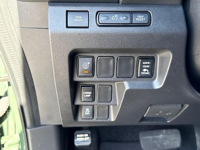 2023 Nissan Frontier Crew Cab PRO-X 4x2