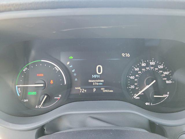 2025 Toyota Sienna LE
