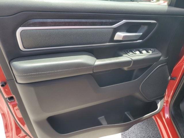 2022 Ram 1500 Big Horn Crew Cab 4x4 5'7" Box