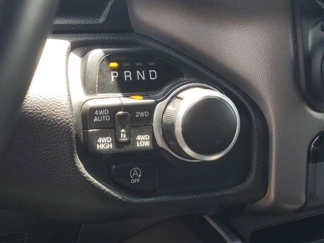 2022 Ram 1500 Big Horn Crew Cab 4x4 5'7" Box