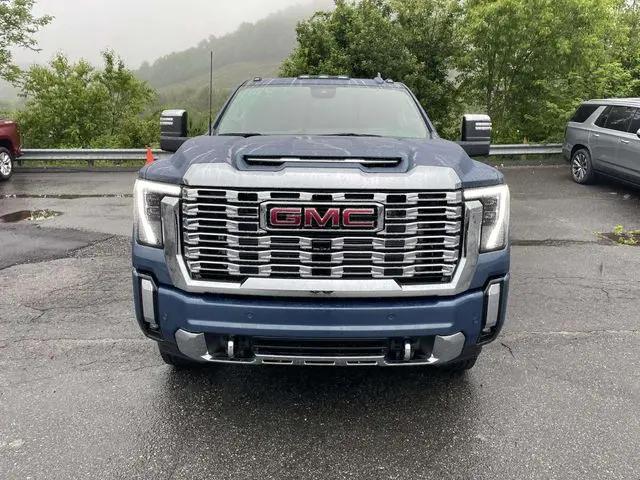 2026 GMC Sierra 3500HD Crew Cab, Long Bed, Denali Dual Rear Wheel, 4WD