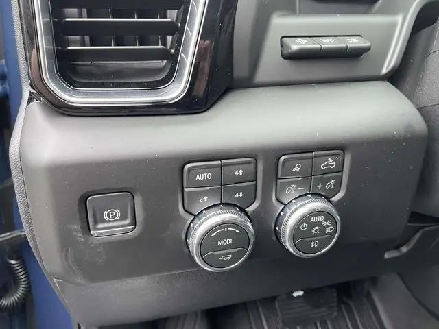 2026 GMC Sierra 3500HD Crew Cab, Long Bed, Denali Dual Rear Wheel, 4WD
