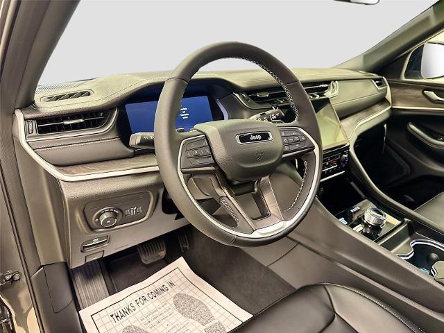 2025 Jeep Grand Cherokee L Limited 4x4