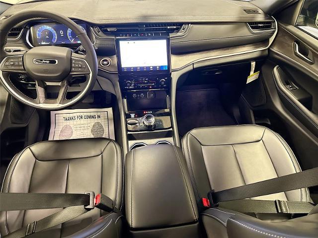 2025 Jeep Grand Cherokee L Limited 4x4