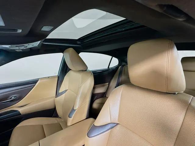 2019 Lexus ES 350 Luxury