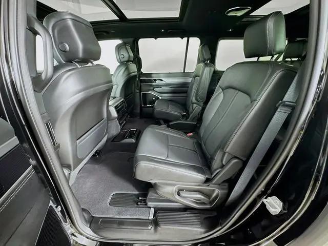 2026 Jeep Grand Wagoneer L Limited Altitude 4x4