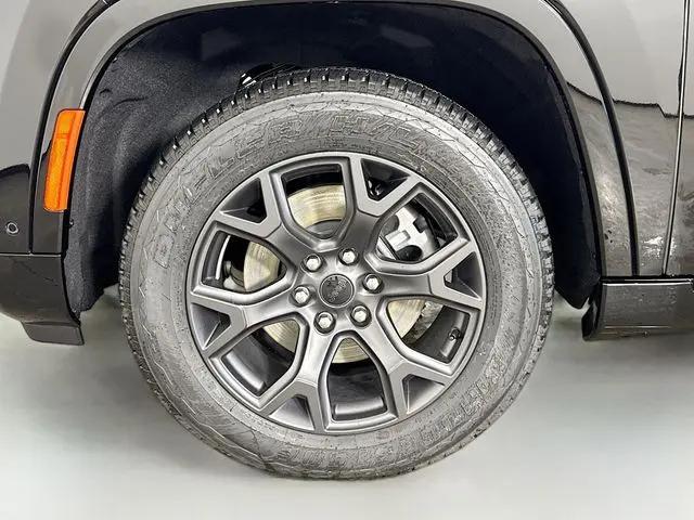 2026 Jeep Grand Wagoneer L Limited Altitude 4x4