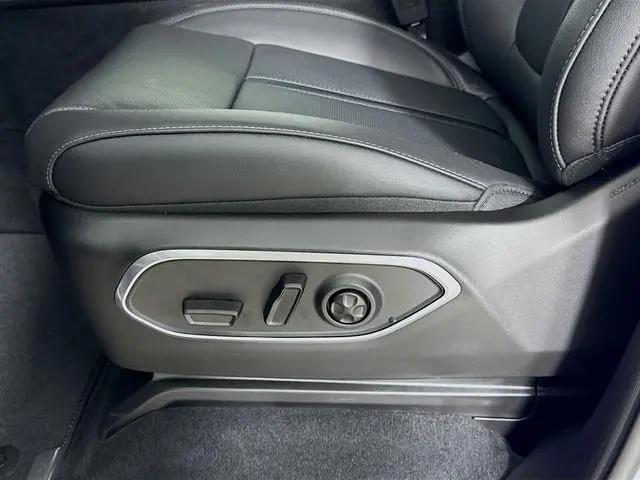 2026 Jeep Grand Wagoneer L Limited Altitude 4x4
