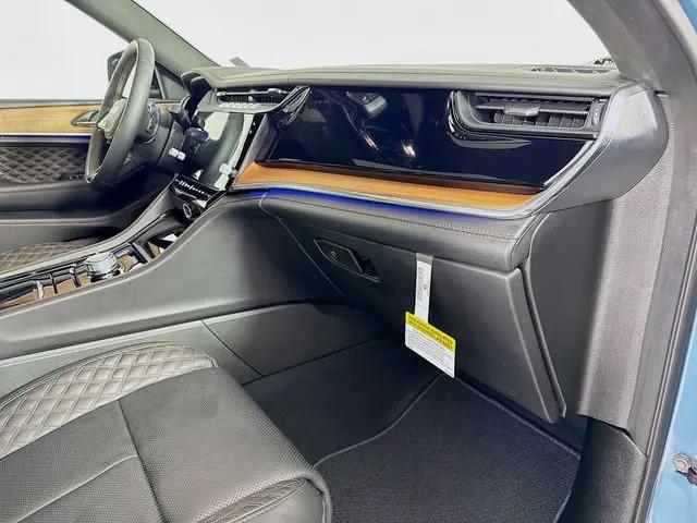 2026 Jeep Grand Cherokee Summit 4x4