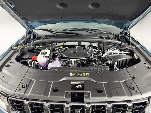 2026 Jeep Grand Cherokee Summit 4x4