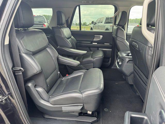2025 Ford Expedition Platinum MAX