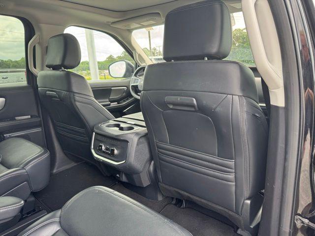 2025 Ford Expedition Platinum MAX