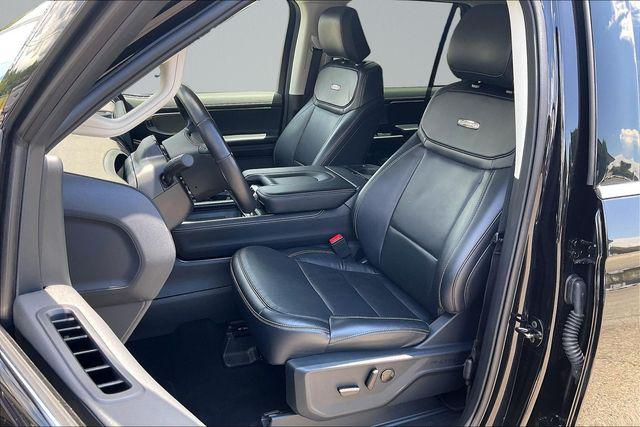 2025 Ford Expedition Platinum MAX