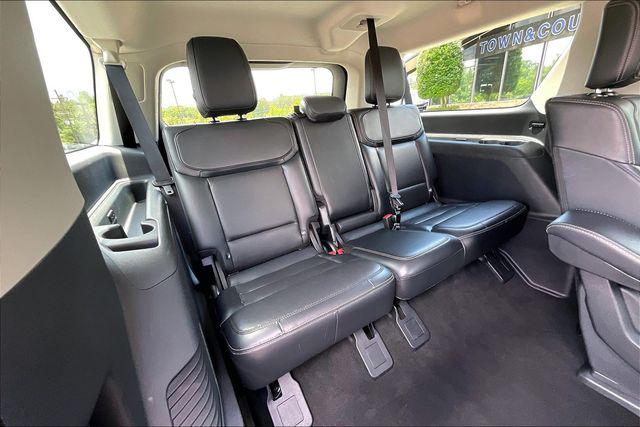 2025 Ford Expedition Platinum MAX