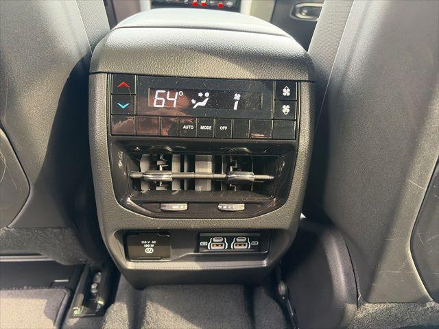 2025 Jeep Grand Cherokee L Altitude X 4x4