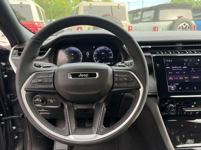2025 Jeep Grand Cherokee L Altitude X 4x4