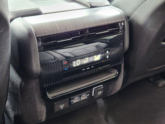 2024 Jeep Wagoneer Series II 4x2