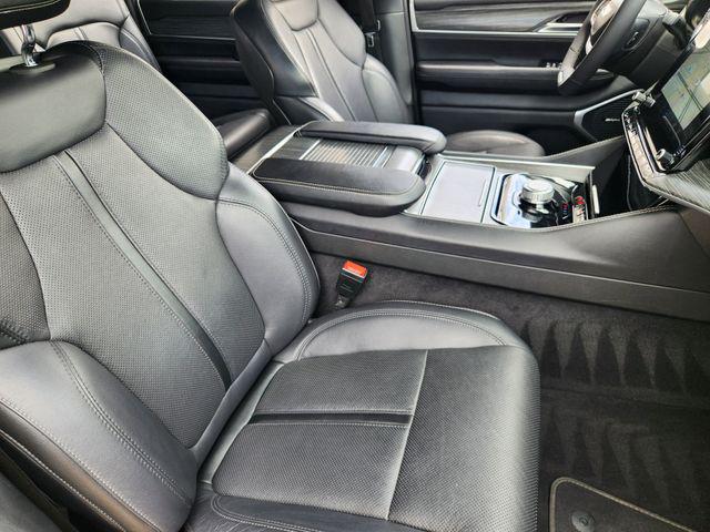 2024 Jeep Wagoneer Series II 4x2