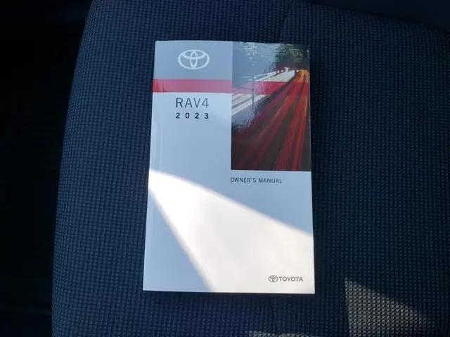 2023 Toyota RAV4 LE